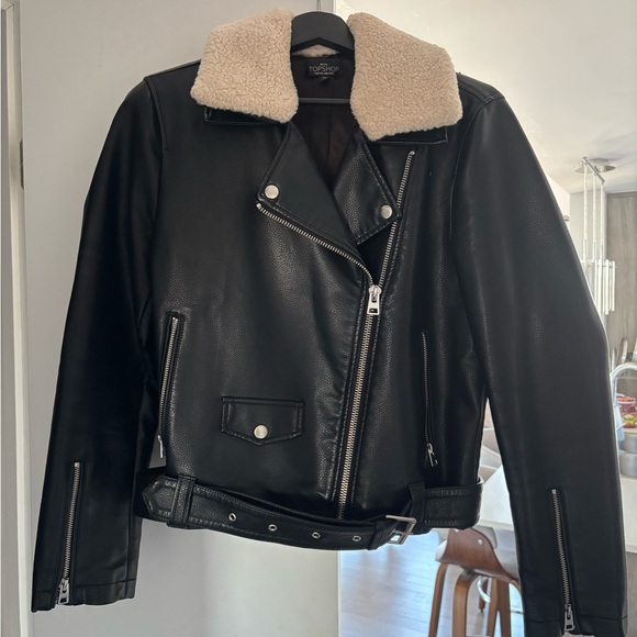 TOPSHOP vest - Picture 1 of 2